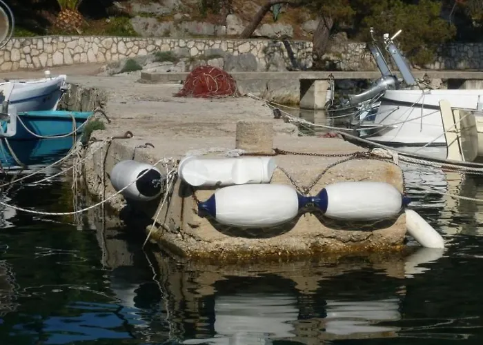 Apartamento Mit Terrasse Im Ersten Stock Des Hauses By Interhome Mandre