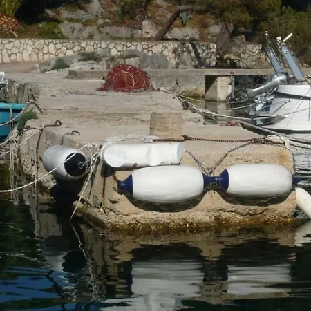 Апартаменты Mit Terrasse Im Ersten Stock Des Hauses By Interhome Мандре