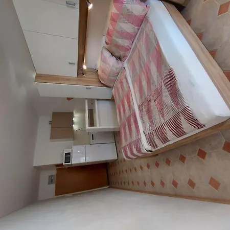 Mit Terrasse Im Ersten Stock Des Hauses By Interhome * Mandre