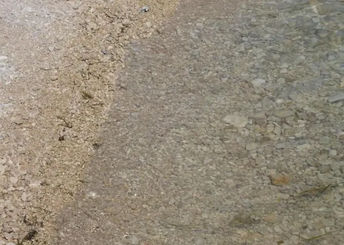 Mit Terrasse Im Ersten Stock Des Hauses By Interhome Appartamento