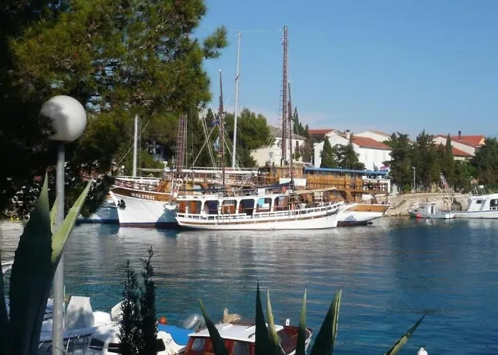 Mit Terrasse Im Ersten Stock Des Hauses By Interhome Appartamento Mandre